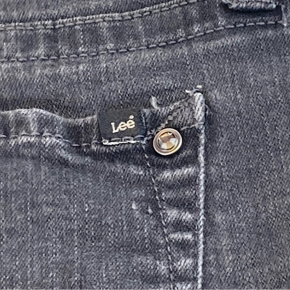 Lee Women's Modern Series Curvy Fit Bootcut Jean 14 - Picture 14 of 17